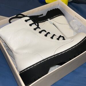 SINCERELY JULES : White combat boots